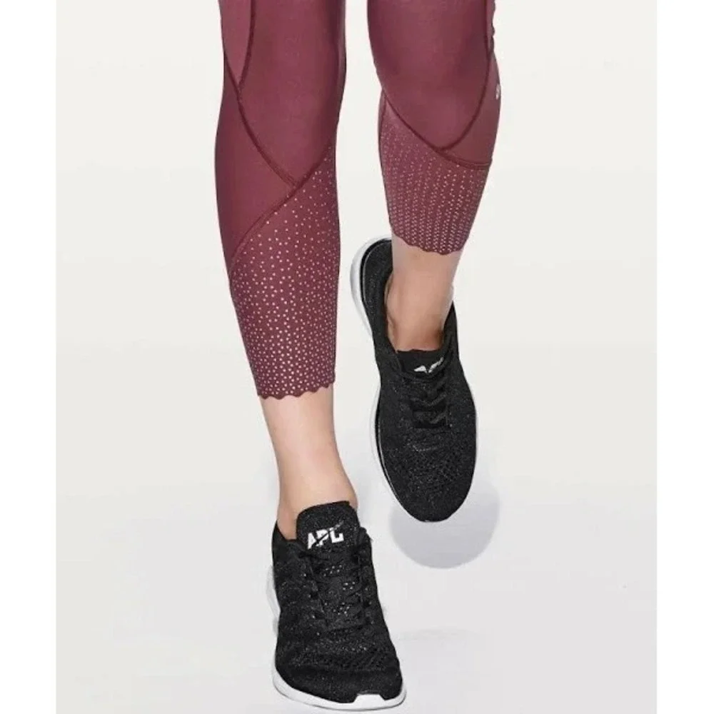 Lululemon Tight Stuff Tight II *24